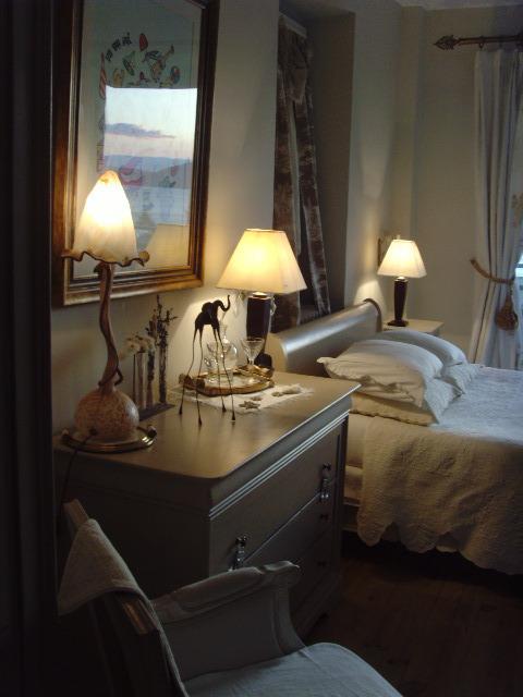 Villa Le Lac Cottage Au Bord Du Lac D'Annecy - Chambre Chez L'Habitant - Les Terrasses Du Lac Верие-дю-Лак Стая снимка
