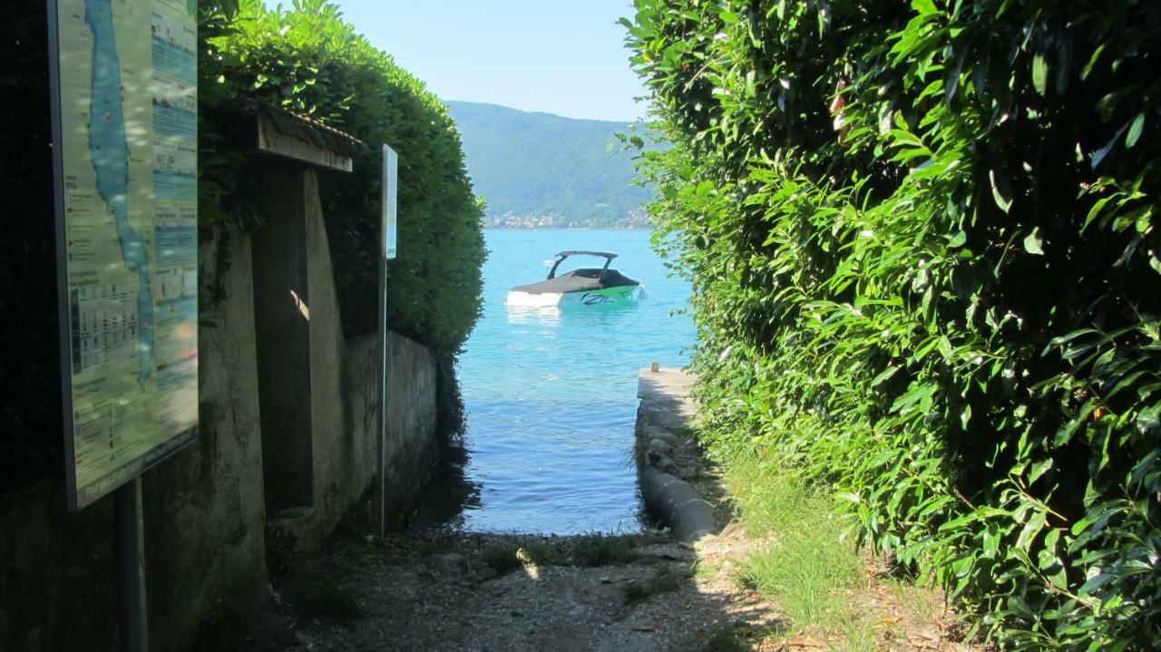 Villa Le Lac Cottage Au Bord Du Lac D'Annecy - Chambre Chez L'Habitant - Les Terrasses Du Lac Верие-дю-Лак Екстериор снимка